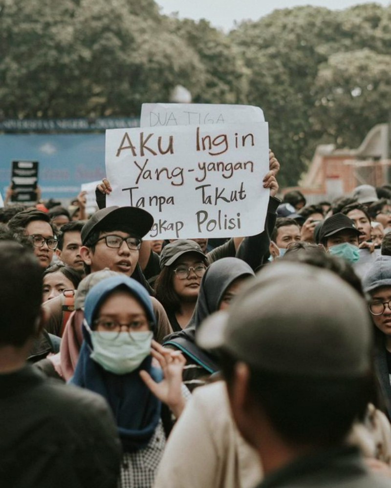 25 Poster Dan Spanduk Lucu Saat Aksi Demo Mahasiswa