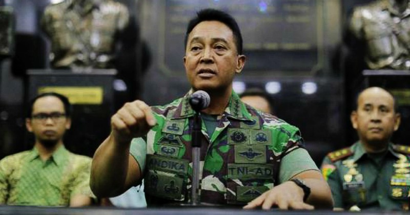 Anggota TNI Dipecat Gara-gara Postingan Istri di Medsos