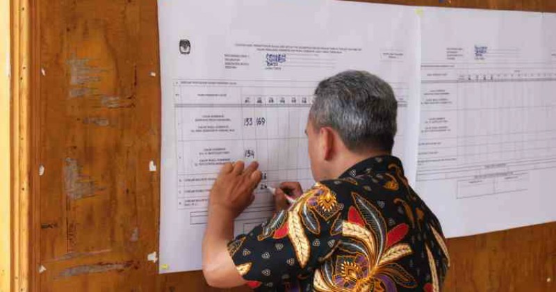 BPN Prabowo-Sandiaga Minta Seluruh Kuburan Petugas KPPS Dibongkar