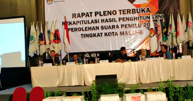 Di Kota Malang Jokowi Menang, Saksi Prabowo Tolak Tanda Tangan