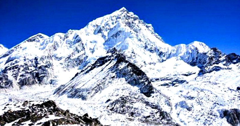 Gletser Gunung Everest Mencair, Ratusan Mayat Ditemukan