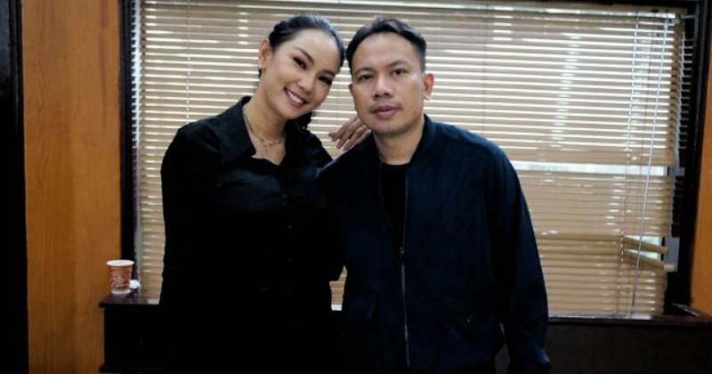 Mengaku Single, Ivan Gunawan Bersyukur Kalina Oktarani Tidak Lagi Bersama Vicky Prasetyo