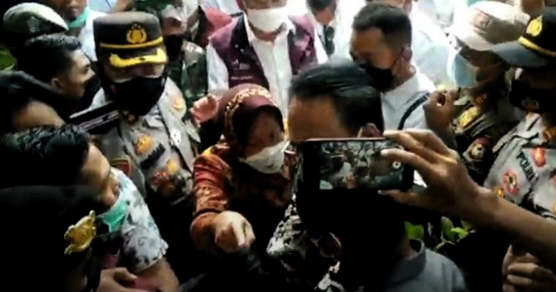 Viral! Mensos Risma Mengamuk Lagi di Lombok Timur