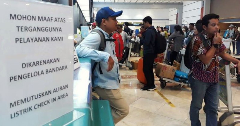 Listrik Layanan Check-in Sriwijaya Air Diputus pengelola bandara