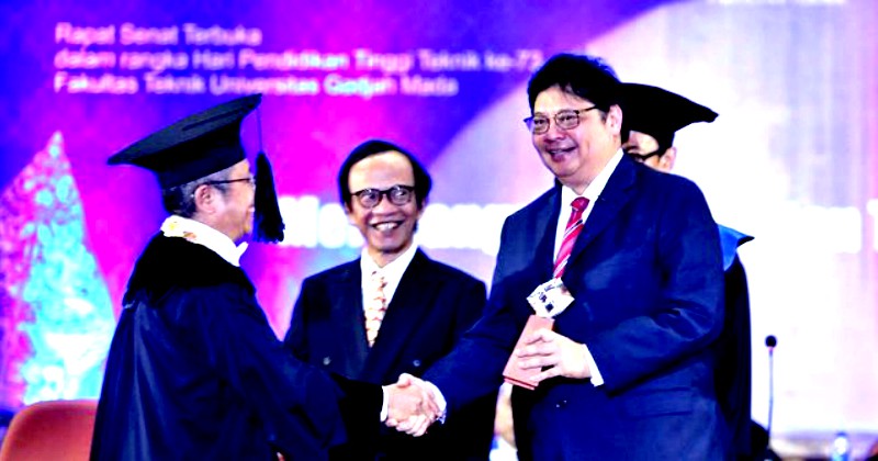 Tiga Menteri Jokowi Ini Raih Herman Johanes Award