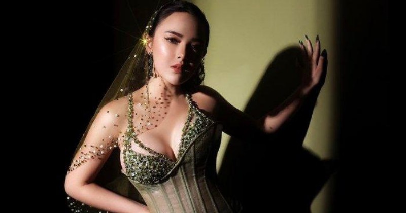 Pakai Baju Belahan Rendah, Amanda Manopo Disorot Netizen